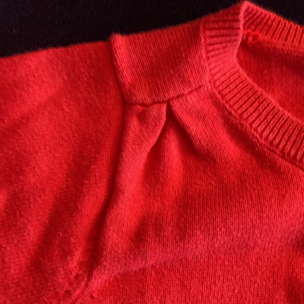 Navarro red cardigan sweater with puff sleeves and floral lines pockets - Picture 4 of 6